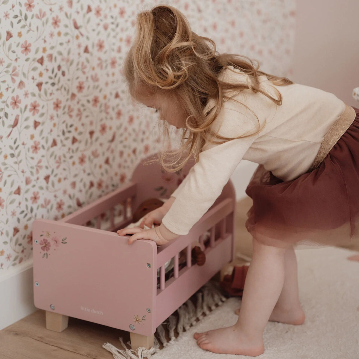 A Guide to Little Dutch Bundles