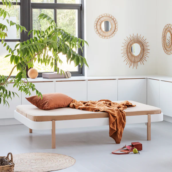 Oliver Furniture: Wood Lounger 90