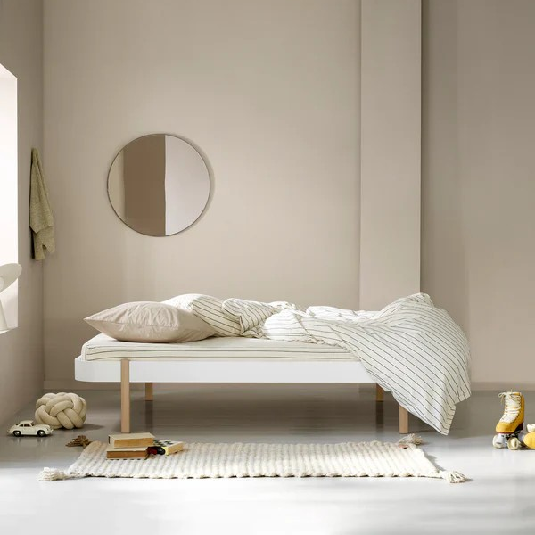 Oliver Furniture: Wood Lounger 120