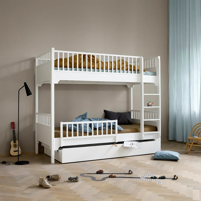 Oliver Furniture: Classic Bunk Bed