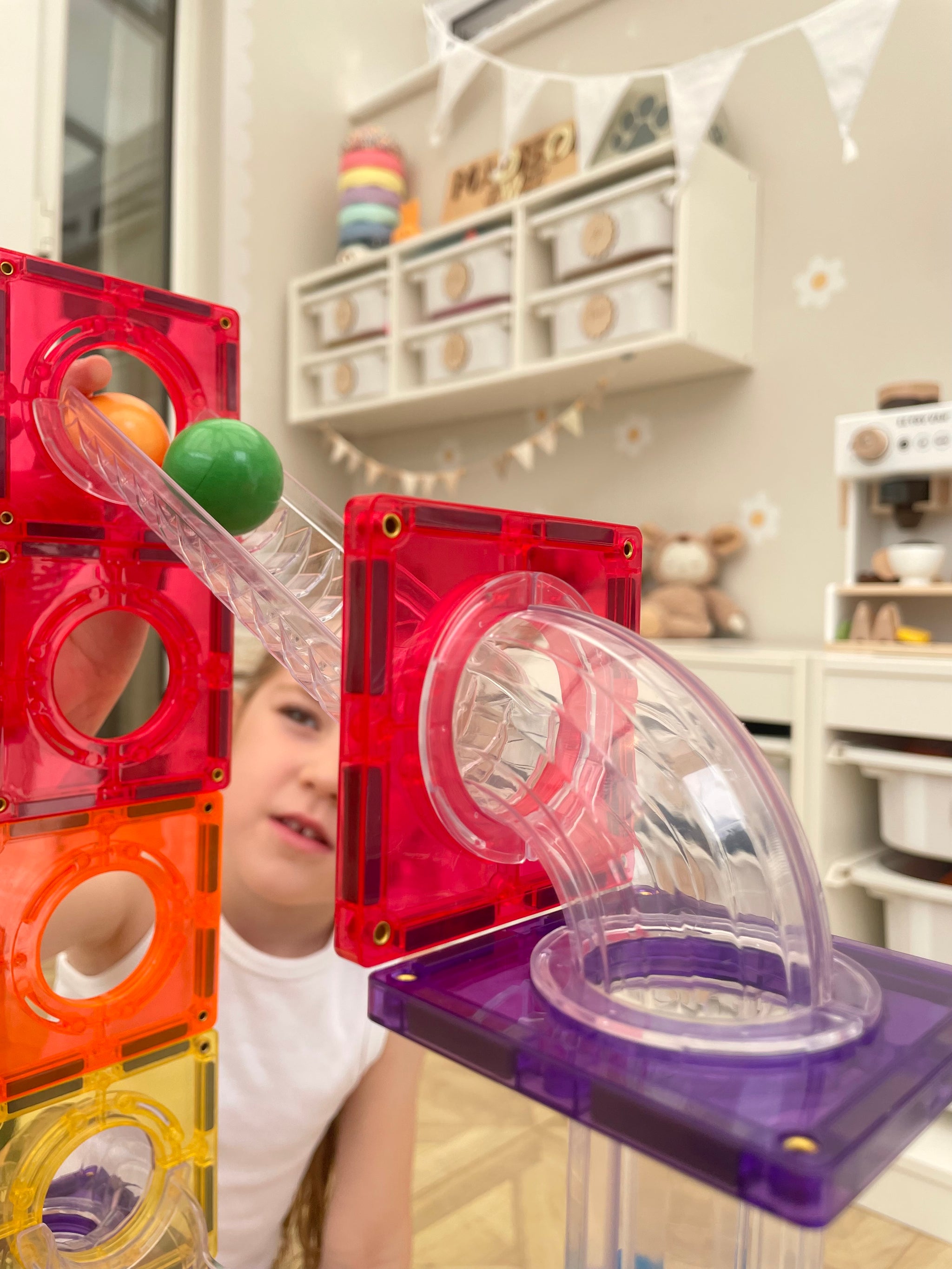 Connetix Blocs magnétiques pour enfants Rainbow Ball Run Pack 92pc